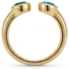 3-Stone Ring 14 Karat Yellow Gold with Colombian Emerald – profile view