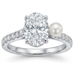 Exquisite 3-ct Cultured Pearl Solitaire Ring with Accents
