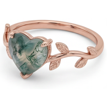 Heart Cut Dendritic Agate ring in 14K Rose Gold – side view
