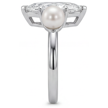 Marquise Diamond ring in 14K White Gold – angle view