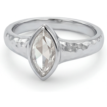 Marquise Cut Diamond ring in 14K White Gold – side view