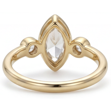 Marquise Cut Diamond ring in 14K Yellow Gold – top view