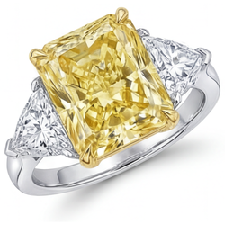 Radiant Cut Fine Jewelry Ring – Fancy Yellow Diamond 5 ct