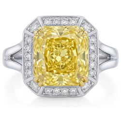 Pavé Fancy Yellow Diamond Halo Ring 4.25 ct – 14 Karat Two Tone