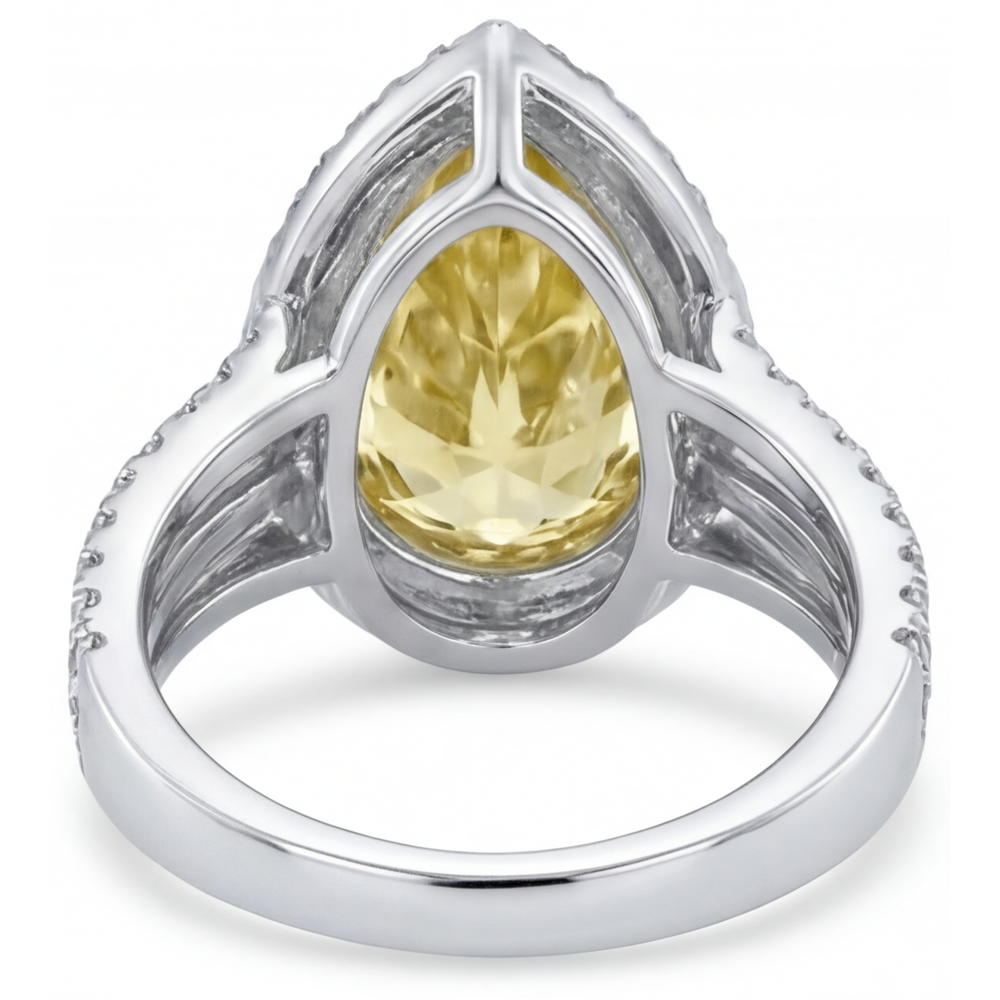 Brilliant Statement Ring 4 ct – profile view