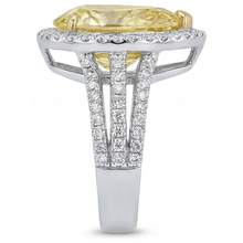 Statement Ring Two-Tone 14K Gold with Fancy Yellow Diamond – detail view