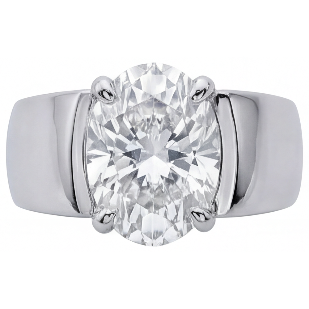 Oval Fine Diamond ring in 14K White Gold – front view