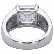 Asscher Fine Diamond ring in 14 Karat White Gold – top view