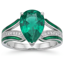 Genuine Fine Emerald Gemstone Ring – front view