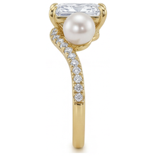 Pearl Radiant Accent Solitaire Ring in 14K Yellow Gold – angle view