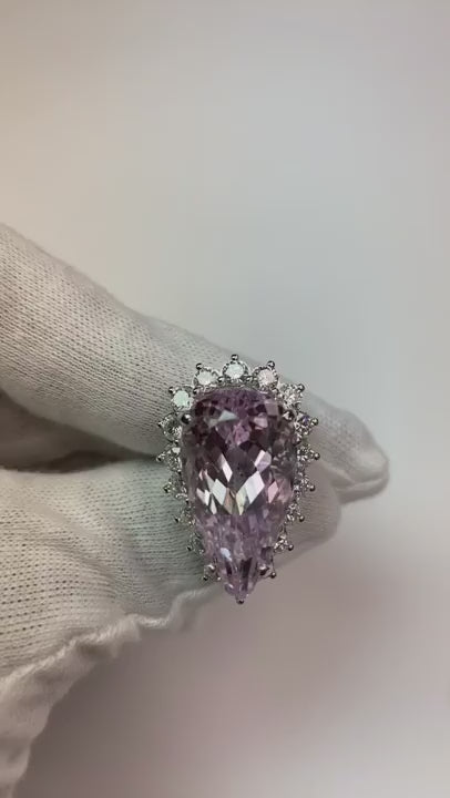 21.75 Carats Pear Kunzite With Round Diamonds Ring White Gold 14K
