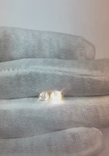 1 Carat Round Natural Earth Mined Diamond Prong Set Lady Stud Earrings