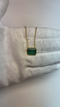 4 Ct Solitaire Green Emerald Pendant Necklace 14K Yellow Gold