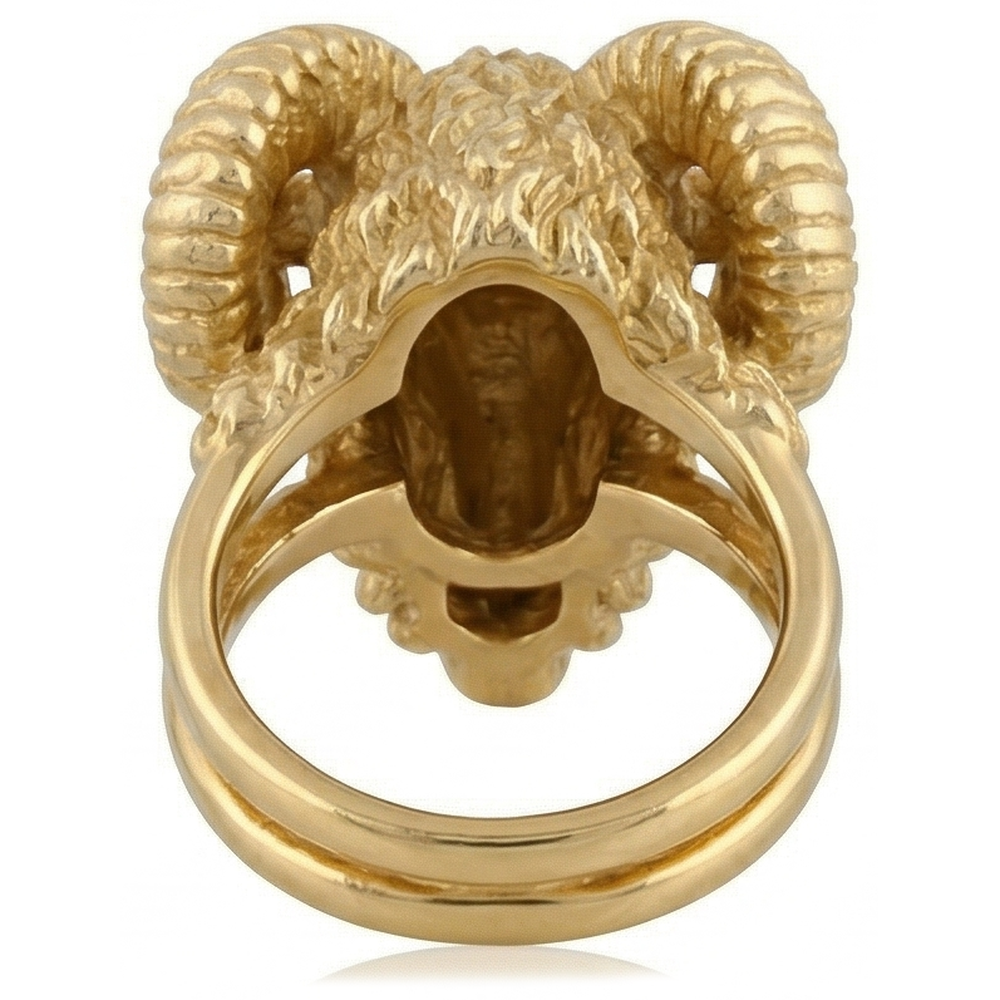 Round Cut Purple Amethyst ring in 14K Yellow Gold – profile view