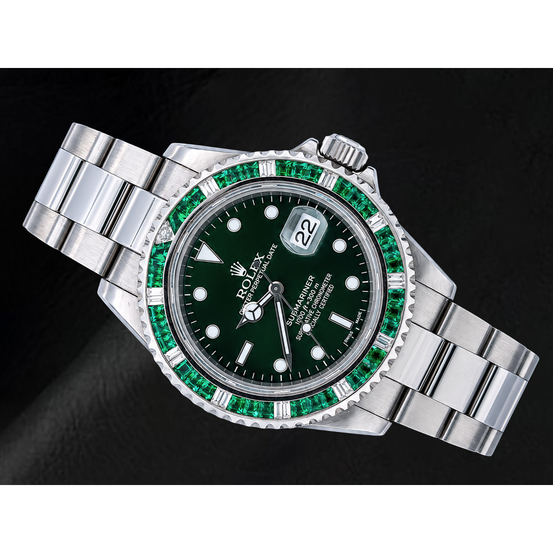 Rolex Submariner Date 40mm 16800 Green Dial Stainless Steel Watch