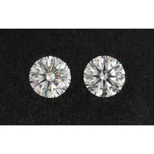 Round Cut Diamond ring in 14K White Gold – main view