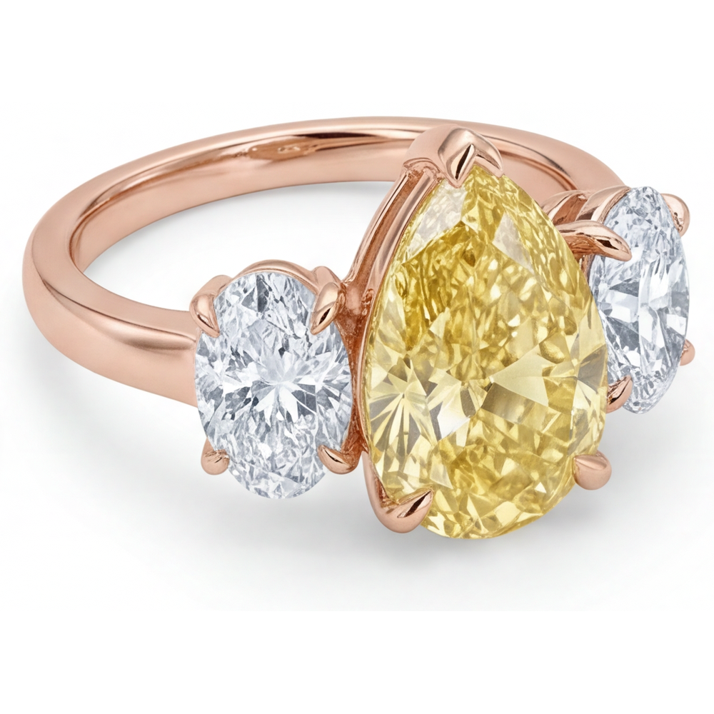 Brilliant 3-Stone Ring 2 ct – side view