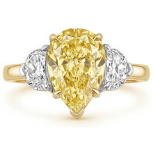 Pear Shape Yellow Canary Diamond ring in 14K Two Tone Gold – angle view