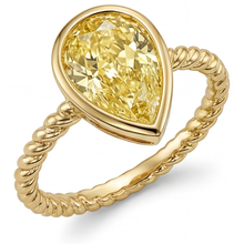 Statement Ring 14K Yellow Gold with Yellow Canary Diamond – main view