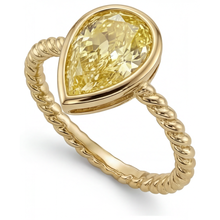 Yellow Canary Diamond Statement Ring 2.25-ct 14K Yellow Gold – side view
