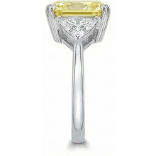 Refined Trilogy Ring 4 ct – profile view