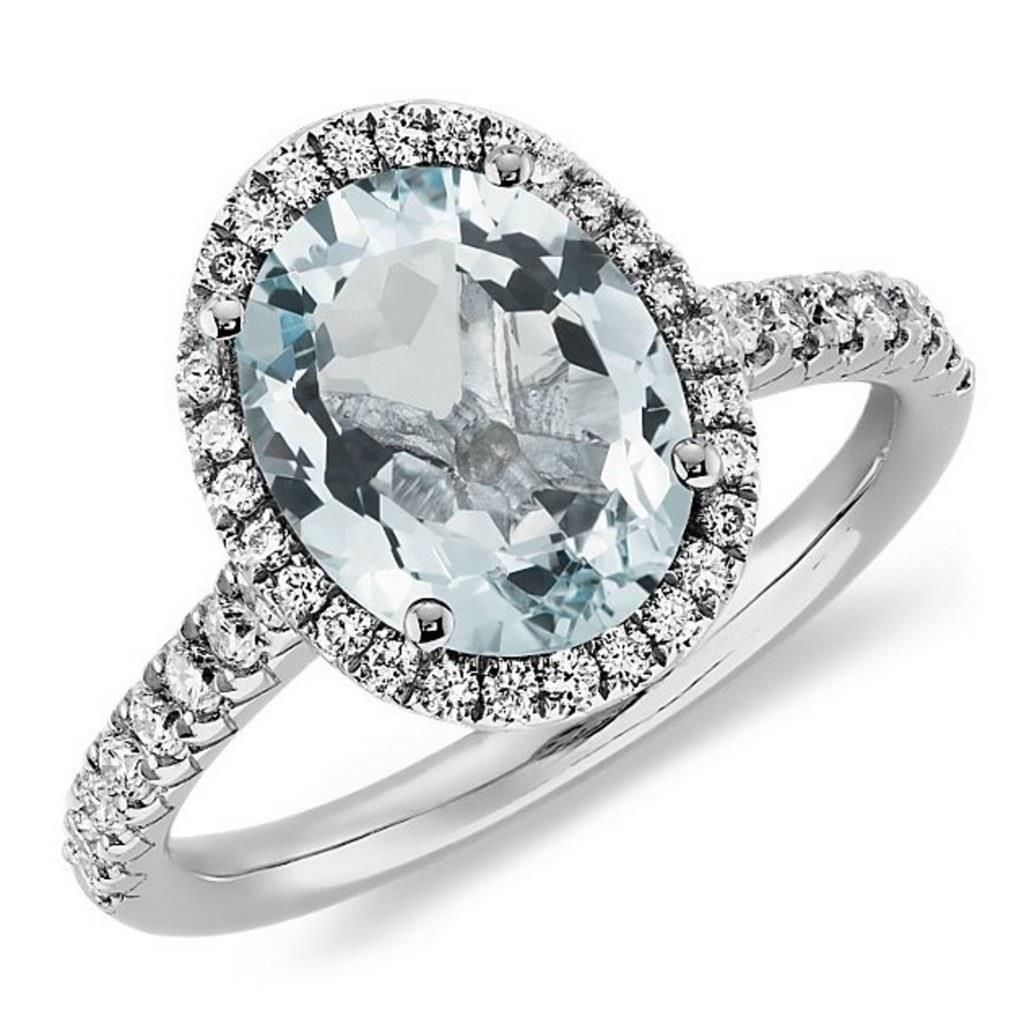 11.70 Ct Oval Aquamarine And Round Diamonds Ring 14K White Gold