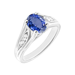 1.50 Carats Blue Oval Sapphire And Round Diamond Gold Ring 14K