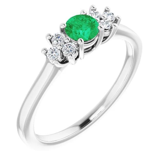 1.50 Carats Diamond And Round Green Emerald Stone Ring