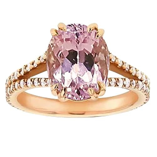 21 Carats Oval Cut Pink Kunzite With Diamond Anniversary Ring