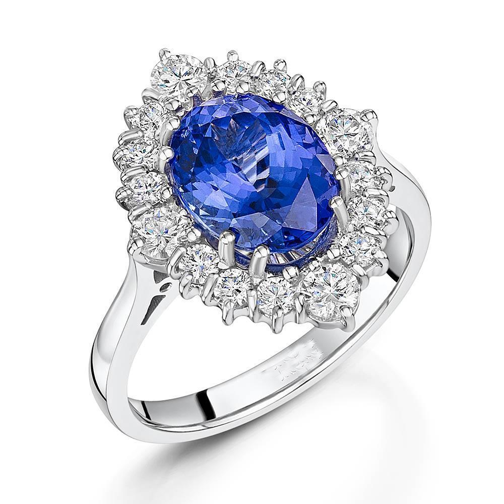 4.90 Ct Oval Tanzanite And Diamonds Ring 14K Gold White