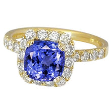 9.00 Ct Tanzanite And Diamonds Ring Gold Yellow 14K