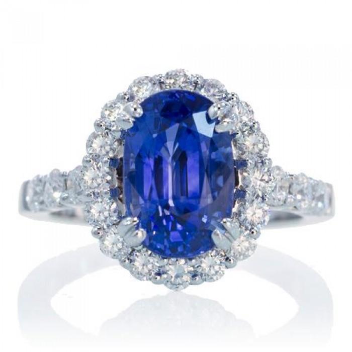 9.75 Ct Ceylon Sapphire And Diamonds Anniversary Ring