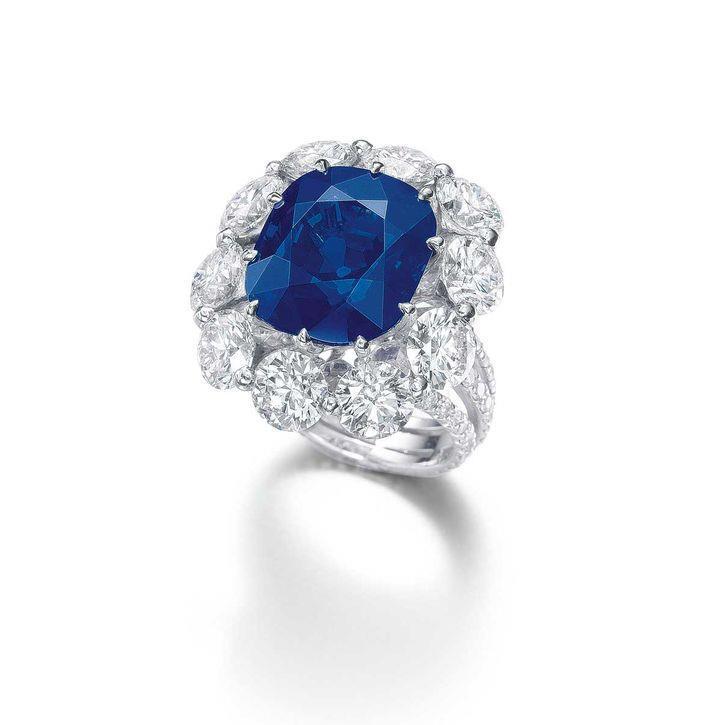 Cushion Sapphire And Round Diamonds 10.50 Ct Ring White Gold 14K
