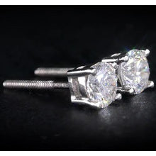 1.50 Carats Diamond Studs