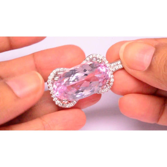 Women 19 Carats Gold Pink Kunzite With Diamond Necklace Pendant