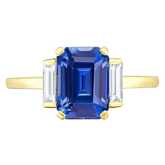 Yellow Gold Emerald Gemstone Ring Baguette Diamonds 5 Carats 3 Stone